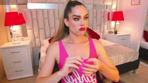 Snapshot of mariiahneedles chatting on January 26, 2025, 12:16 am mariiahneedles online show from January 26, 2025, 12:16 am