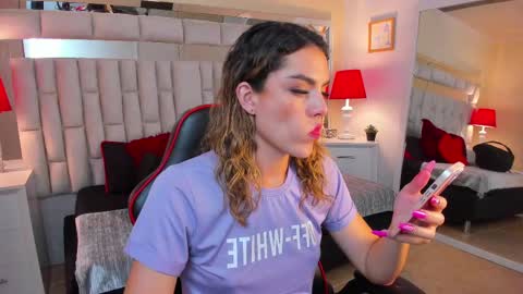 Snapshot of mariiahneedles chatting on February 11, 2025, 9:14 pm mariiahneedles online show from February 11, 2025, 9:14 pm