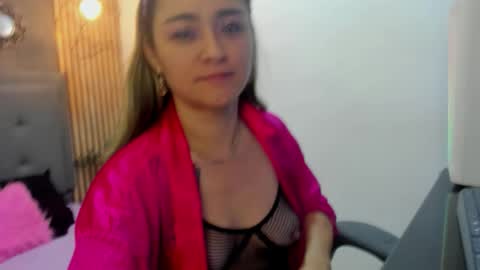 Snapshot of mariiajose_cruz chatting on February 16, 2026, 11:50 am mariiajose_cruz online show from February 16, 2026, 11:50 am