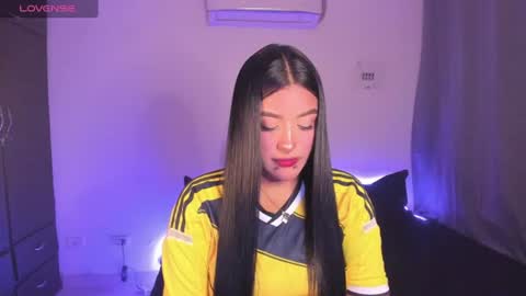 Mariana Hasper online show from June 25, 2026, 3:17 am
