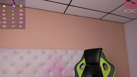 Snapshot of mariie_tayy chatting on February 7, 2025, 9:48 pm mariie_tayy online show from February 7, 2025, 9:48 pm