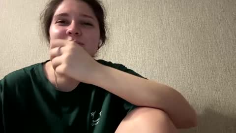 Emmie online show from April 14, 2026, 8:09 am