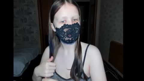 Dita online show from October 3, 2025, 7:00 pm