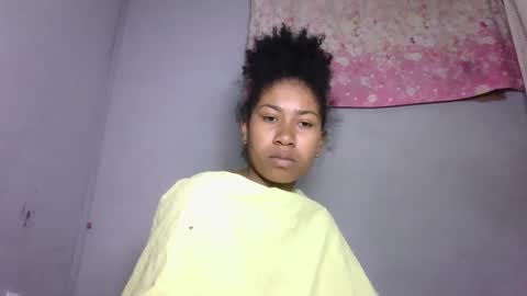 Snapshot of marina0506 chatting on December 19, 2025, 1:56 am marina0506 online show from December 19, 2025, 1:56 am