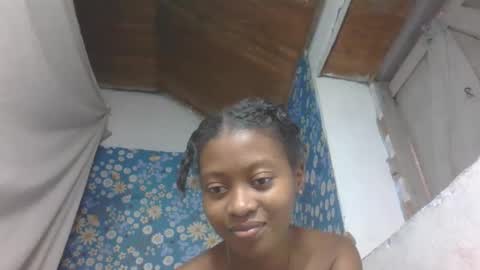 Snapshot of marinagold69 chatting on May 20, 2026, 8:42 am marinagold69 online show from May 20, 2026, 8:42 am