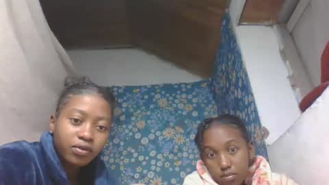 Snapshot of marinagold69 chatting on May 28, 2026, 2:53 am marinagold69 online show from May 28, 2026, 2:53 am