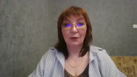 marinamrs online show from October 20, 2025, 5:35 pm