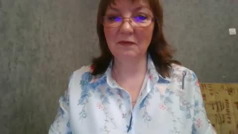 marinamrs online show from October 26, 2025, 6:58 pm