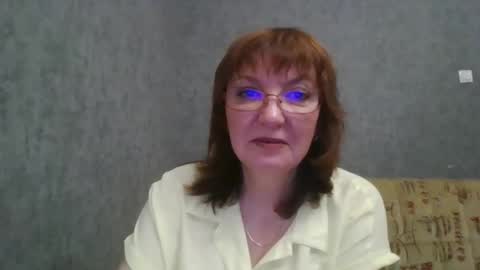 marinamrs online show from November 9, 2025, 7:56 pm