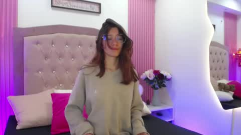 marinette online show from March 12, 2026, 8:48 pm