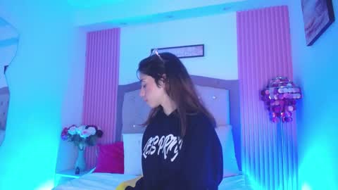 marinette online show from April 16, 2026, 8:09 pm