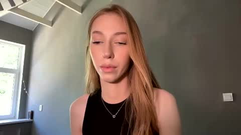 Snapshot of marioindal chatting on June 9, 2026, 9:21 am Amelia online show from June 9, 2026, 9:21 am