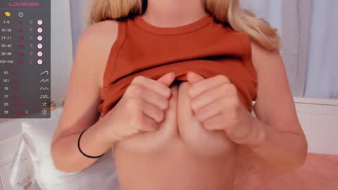 Snapshot of marionfuuller chatting on December 10, 2024, 9:44 am Alivia. online show from December 10, 2024, 9:44 am