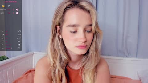 Snapshot of marionfuuller chatting on December 11, 2024, 12:23 pm Alivia. online show from December 11, 2024, 12:23 pm