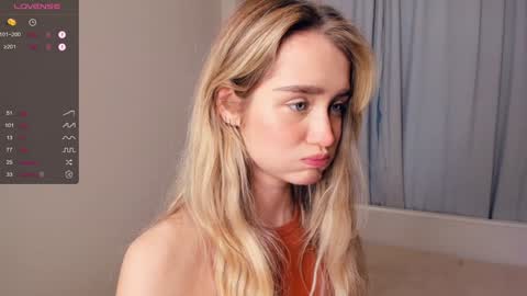 Snapshot of marionfuuller chatting on December 29, 2024, 6:14 am Alivia. online show from December 29, 2024, 6:14 am