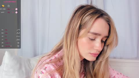 Snapshot of marionfuuller chatting on January 7, 2025, 9:07 am Alivia. online show from January 7, 2025, 9:07 am