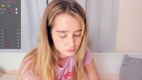 Snapshot of marionfuuller chatting on January 10, 2025, 12:26 pm Alivia. online show from January 10, 2025, 12:26 pm