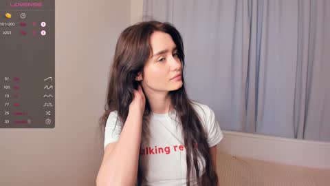 Snapshot of marionfuuller chatting on January 19, 2025, 6:09 am Alivia. online show from January 19, 2025, 6:09 am