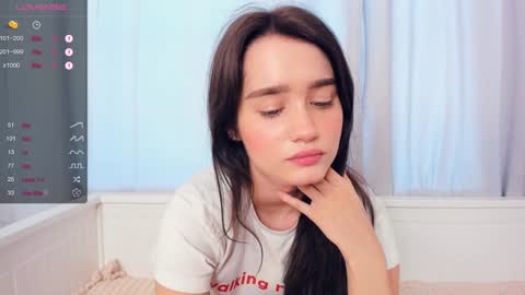 Snapshot of marionfuuller chatting on January 19, 2025, 12:17 pm Alivia. online show from January 19, 2025, 12:17 pm