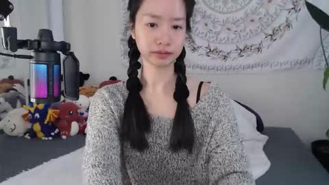 MarissaPeach online show from May 4, 2026, 1:07 pm
