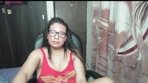 Snapshot of maritsa_millerr chatting on December 31, 2024, 12:15 pm maritsa online show from December 31, 2024, 12:15 pm
