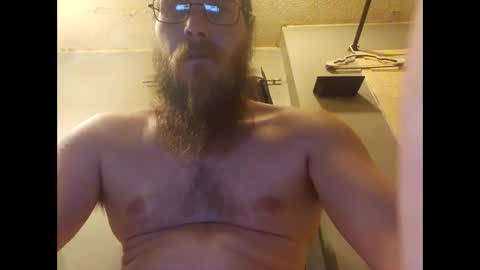 marius02385 online show from February 26, 2026, 9:25 pm