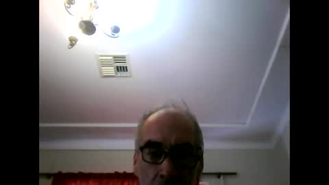 Snapshot of mark_and_jenny chatting on November 25, 2025, 3:28 am mark_and_jenny online show from November 25, 2025, 3:28 am