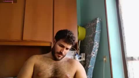mark_ariete online show from May 11, 2026, 4:04 pm