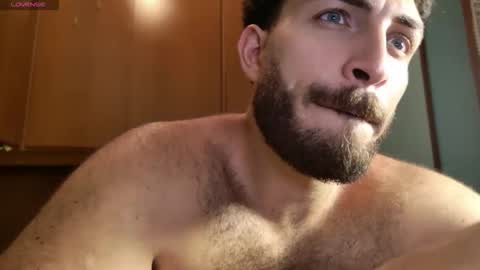 mark_ariete online show from May 27, 2026, 1:57 am