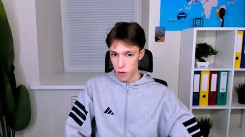 Snapshot of mark_branston chatting on October 17, 2025, 3:25 pm Mark online show from October 17, 2025, 3:25 pm