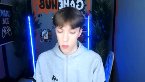 Snapshot of mark_branston chatting on November 8, 2025, 3:23 pm Mark online show from November 8, 2025, 3:23 pm