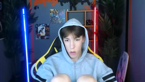 Snapshot of mark_branston chatting on November 10, 2025, 10:47 am Mark online show from November 10, 2025, 10:47 am