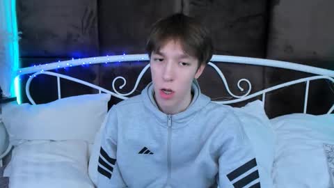 Mark online show from February 4, 2026, 3:51 pm