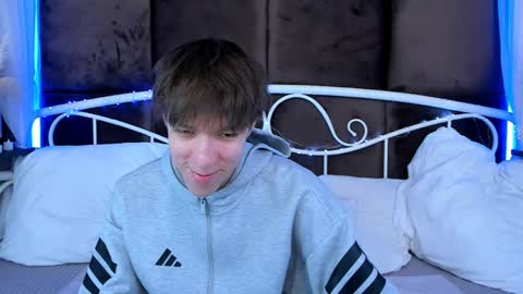 Mark online show from March 30, 2026, 9:21 am