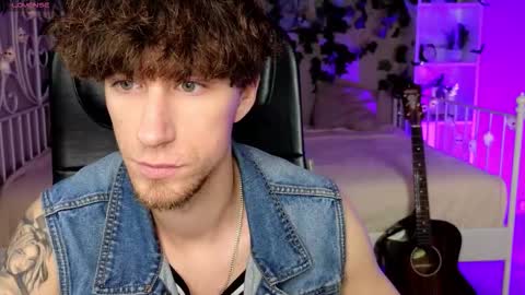 mark_caron online show from November 2, 2025, 3:36 pm