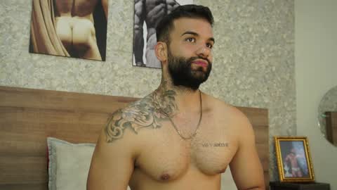 Mark online show from January 9, 2025, 11:24 pm