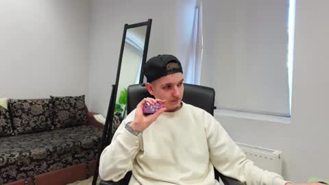 MARK KARSON online show from March 7, 2026, 10:23 am