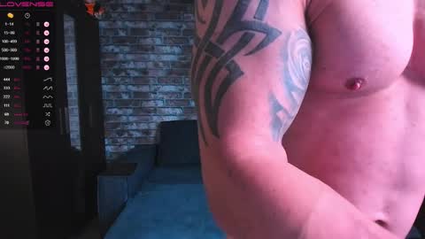 Mark online show from November 14, 2025, 3:49 am