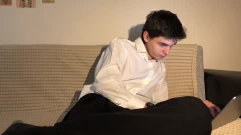 Snapshot of mark_romal chatting on October 16, 2025, 11:33 am Mark online show from October 16, 2025, 11:33 am