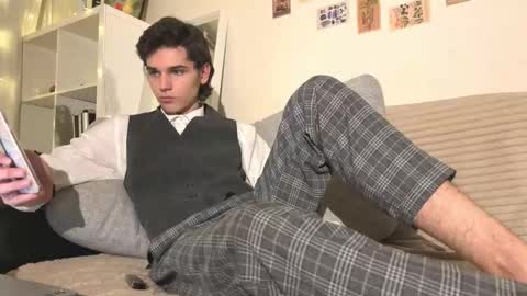 Mark online show from November 28, 2025, 1:58 pm