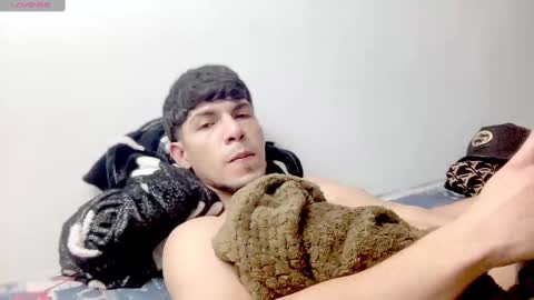 MODEL Mark Rut online show from March 3, 2025, 1:10 am