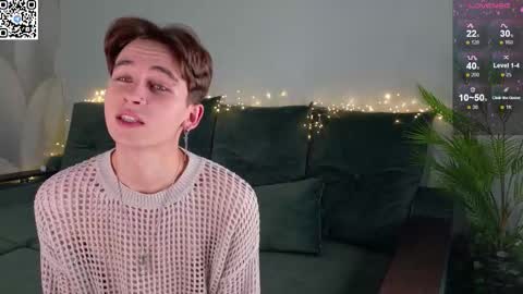 Snapshot of mark_safr chatting on October 1, 2025, 3:51 pm Mark online show from October 1, 2025, 3:51 pm