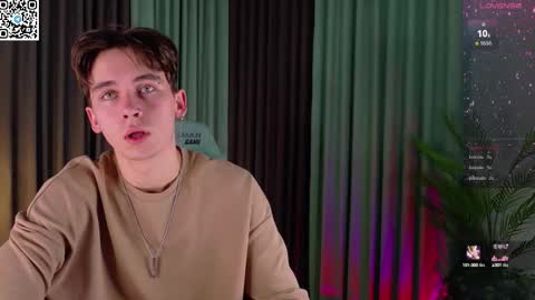 Snapshot of mark_safr chatting on October 3, 2025, 2:47 pm Mark online show from October 3, 2025, 2:47 pm