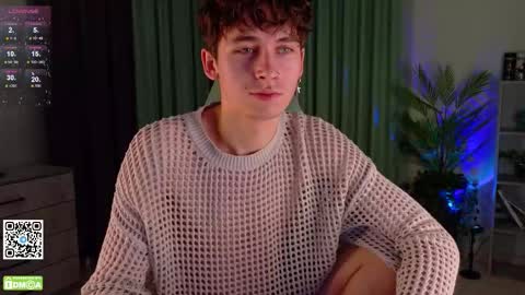 Snapshot of mark_safr chatting on October 26, 2025, 11:05 am Mark online show from October 26, 2025, 11:05 am