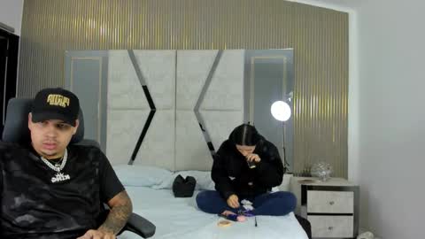 markandphilip  online show from November 11, 2025, 12:27 pm