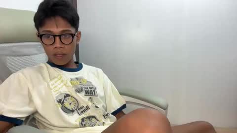 markanthony54 online show from April 1, 2026, 1:23 pm