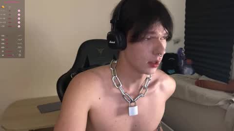 Mark online show from October 7, 2025, 5:10 pm