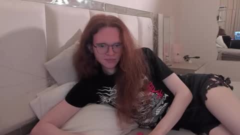 Mark online show from November 13, 2025, 10:25 am