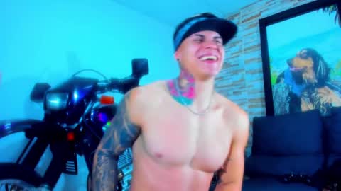 Snapshot of marko_toro__ chatting on March 5, 2025, 6:23 am Sebastian online show from March 5, 2025, 6:23 am