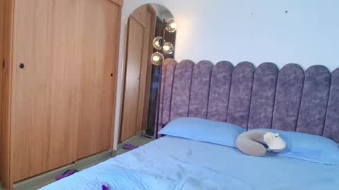 Snapshot of marko_toro__ chatting on November 25, 2025, 4:45 am Sebastian online show from November 25, 2025, 4:45 am